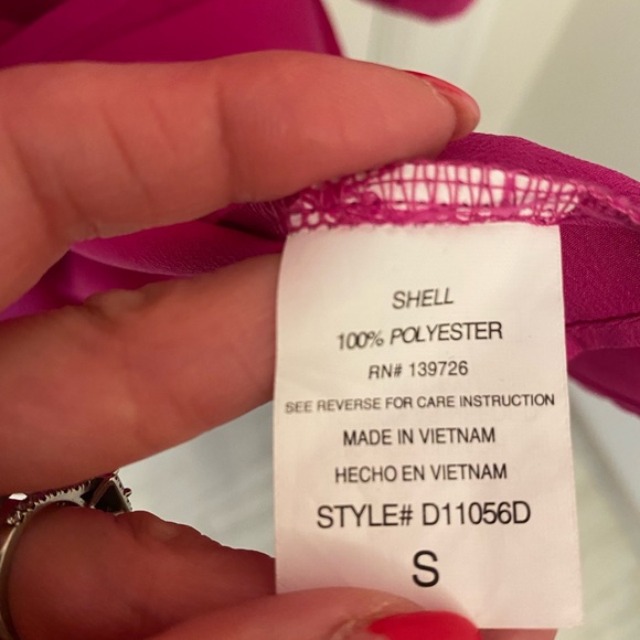 Fuchsia pink wrap dress - Picture 3 of 3